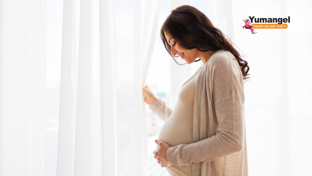 Ưu tiên những loại quần áo thoải mái khi mang thai cũng giúp hạn chế trào ngược dạ dày