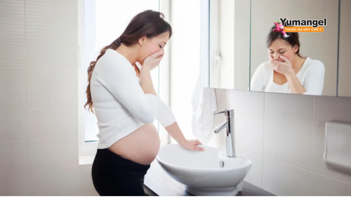 Mẹ bầu bị trào ngược dạ dày do thay đổi nội tiết tố Progesterone