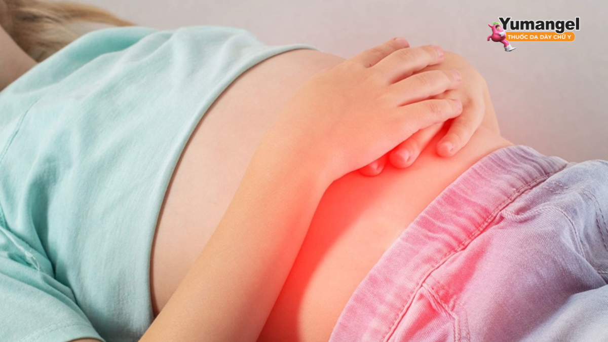 Bé bị đau dạ dày không nên sử dụng thuốc tùy tiện