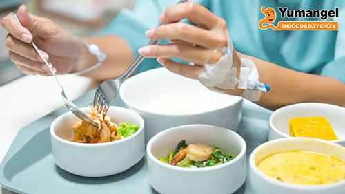 Bệnh nhân sau điều trị nên nghỉ ngơi tĩnh dưỡng, tránh căng thẳng và ăn uống thức ăn mềm dễ tiêu.