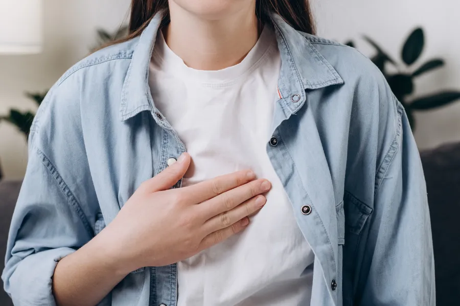 Nguyên nhân và yếu tố làm tăng trào ngược