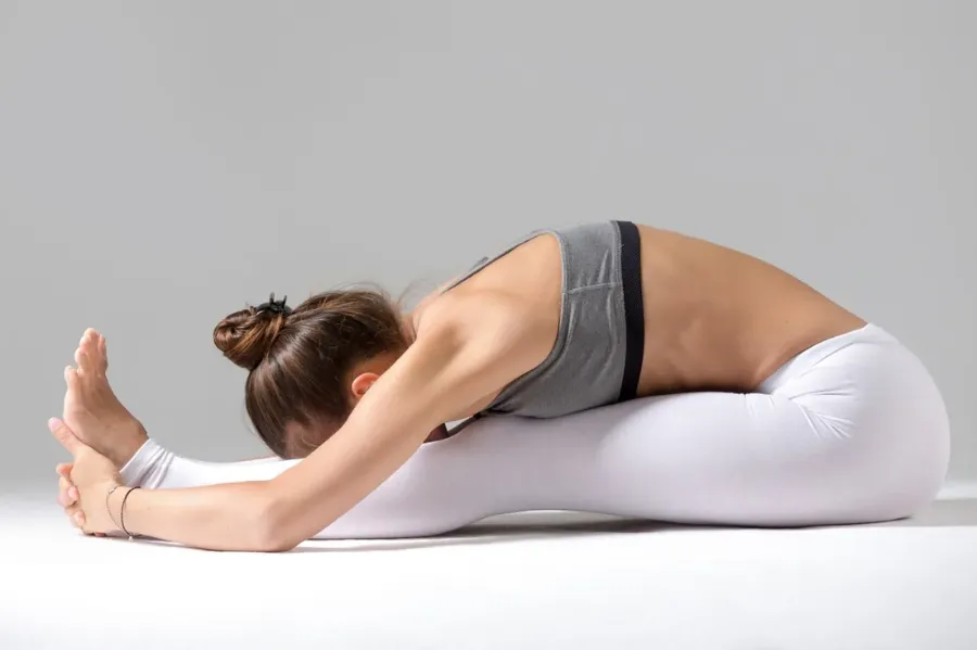 Người bị trào ngược cần chú ý động tác nào?
