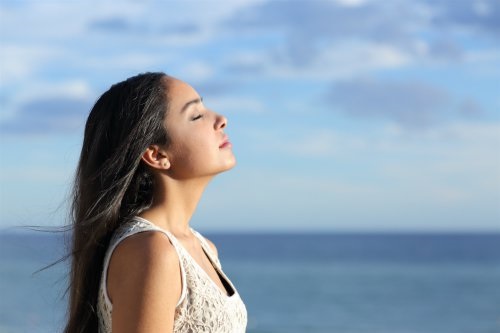 Cách điều trị trào ngược dạ dày bị nấc Cách điều trị trào ngược dạ dày bị nấc