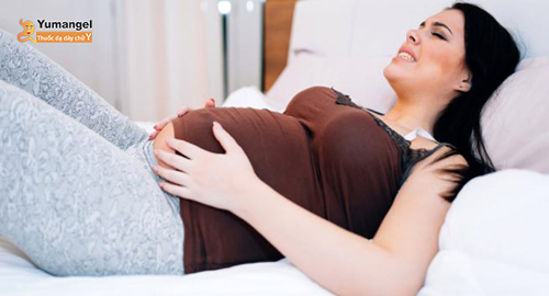 Viêm đại tràng khi mang bầu có thể gây ảnh hưởng trực tiếp đến sức khỏe của mẹ và bé nếu không được điều trị và can thiệp kịp thời.