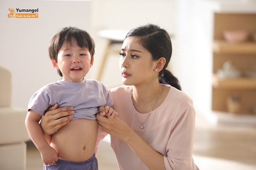 Dấu hiệu trẻ bị rối loạn tiêu hóa