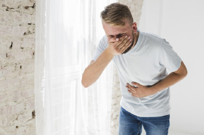 đầy bụng buồn nôn