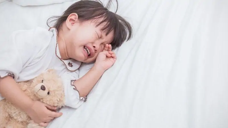 Nguyên nhân khiến trẻ đau hậu môn về đêm