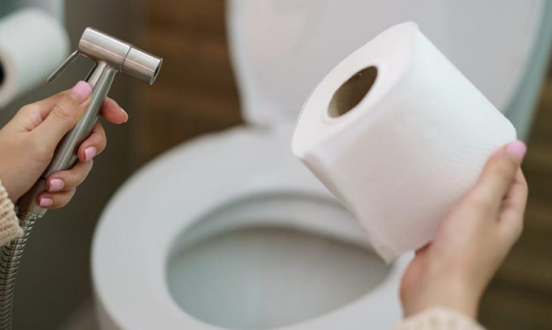 hậu môn chảy dịch có mùi hôi