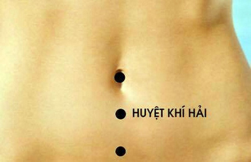 bấm huyệt chữa đầy bụng