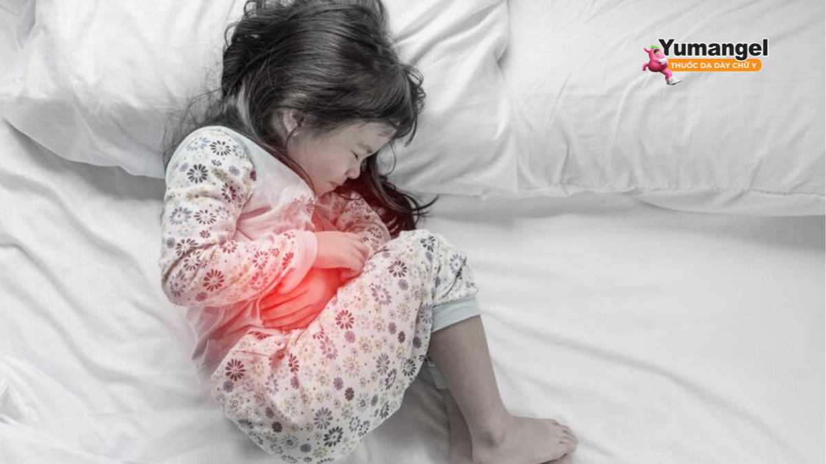 Tuyệt đối không tự mua và cho bé dùng thuốc trị trào ngược