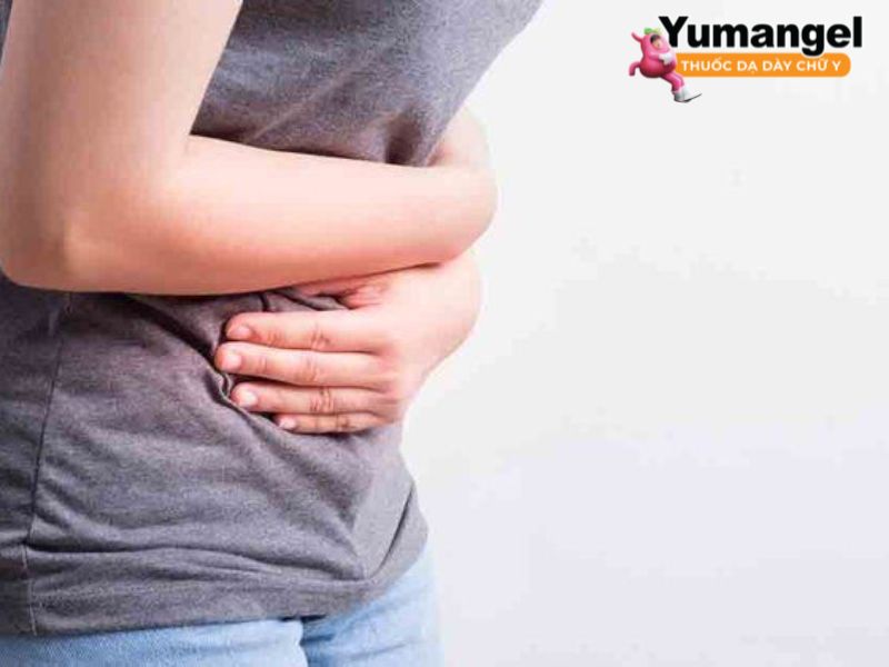 Nếu bị viêm tại vị trí đại tràng xuống sẽ gây đau bụng bên trái ngang rốn