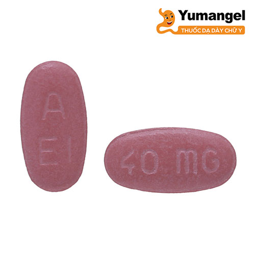 Uống thuốc Nexium 40mg bằng cách nuốt nguyên viên cùng với nước lọc.