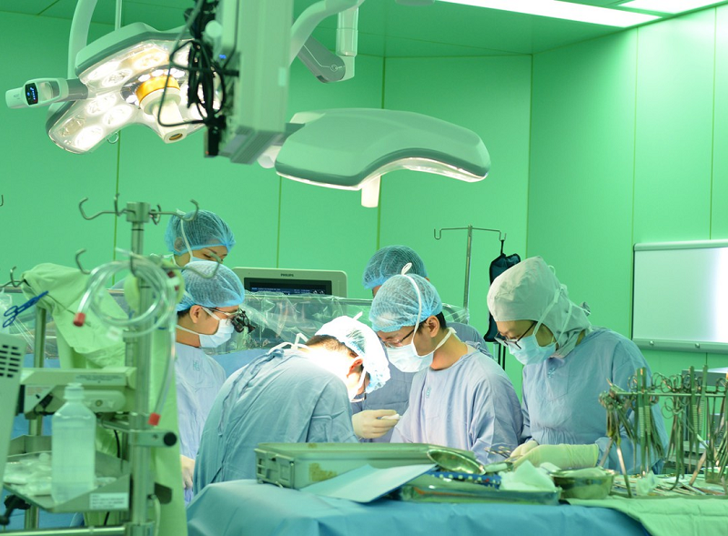 Các yếu tố ảnh hưởng tới thời gian nằm viện sau mổ nội soi