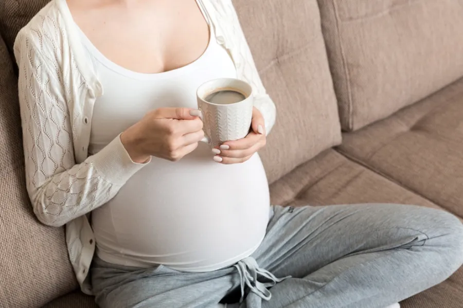Khi nào nên ngừng uống cà phê và đi khám?