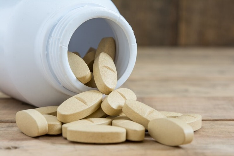 Uống Glucosamine có hại dạ dày không