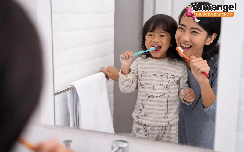 Chăm sóc răng miệng đều đặn