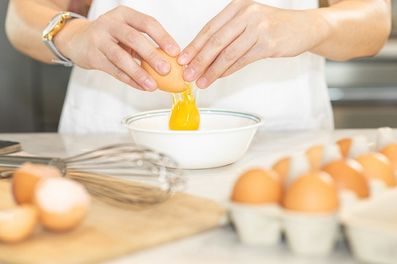 chữa đau dạ dày bằng trứng gà