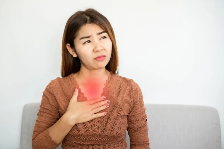 Người đau dạ dày có cần kiêng cà chua không?