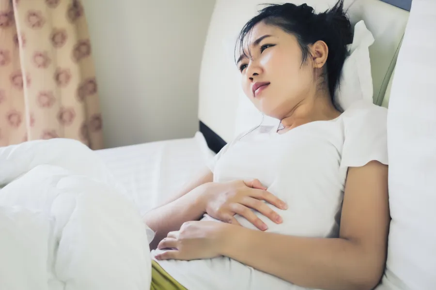 Người đau dạ dày có cần kiêng cà chua không?