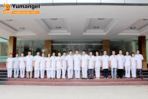 Đội ngũ y bác sĩ tại khoa Tiêu hóa của Bệnh viện 354 đều rất giỏi chuyên môn, có kinh nghiệm và tác phong làm việc chuyên nghiệp.